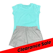 Load image into Gallery viewer, wholesale ex chainstore clothing, Can be worn as day or night wear, fantastic value
